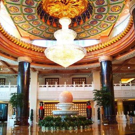 ホテル International 麗江市 エクステリア 写真